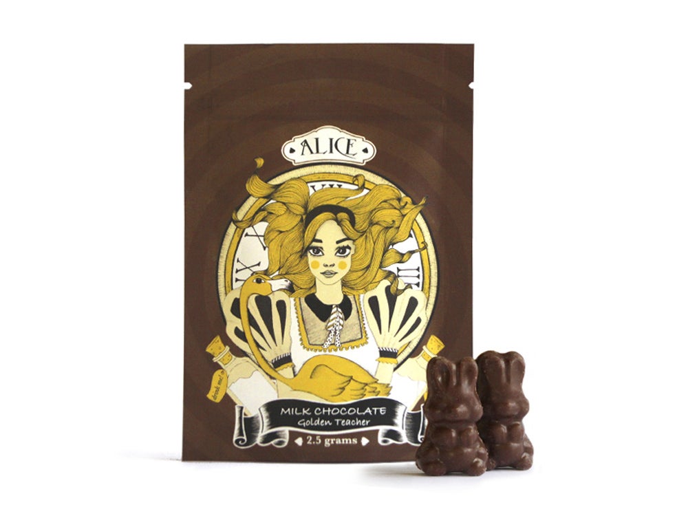 Alice Mushroom Milk Chocolate 2500mg Cannablossom