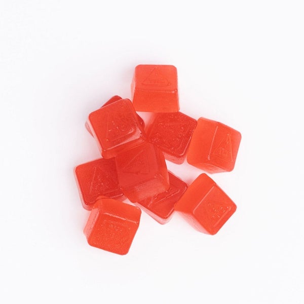 Potluck Strawberry Gummies 5