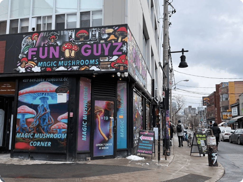 funguyz-magic-mushroom-dispensary-toronto-baldwin-st-photo-2-storefront