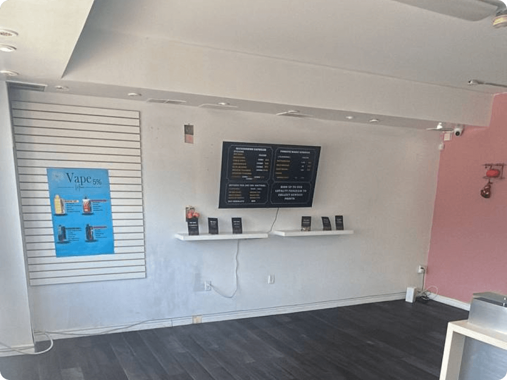 Funguyz magic mushrooms dispensary in Brampton, interior
