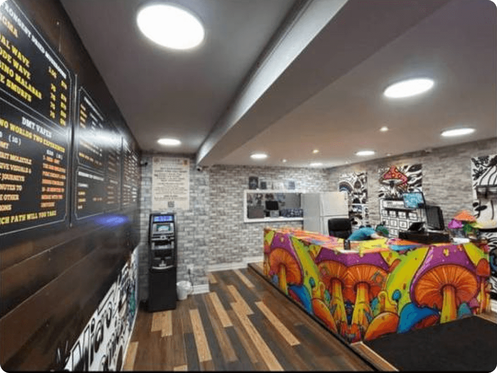 funguyz-magic-mushrooms-dispensary-ottawa-st-laurent-3 The interior at Funguyz magic mushrooms dispensary in Ottawa on St Laurent Boulevard