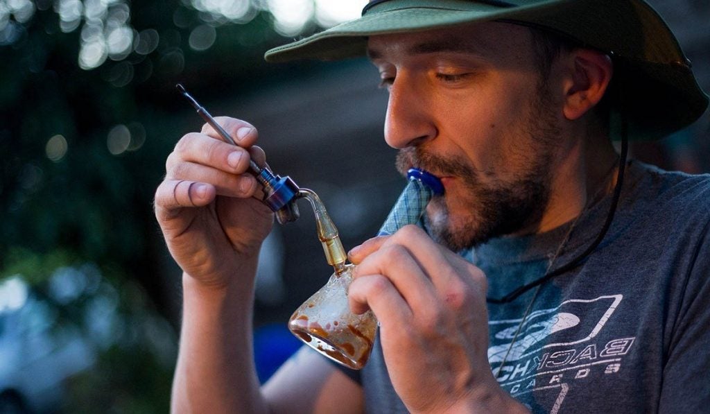 How to Smoke Hash Best Ways Kootenay Botanicals