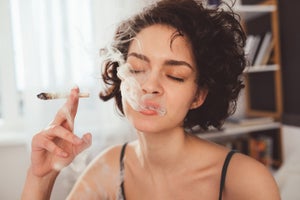 Taking Hits Big or Small When Smoking Cannabis