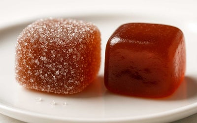 Sour Coated vs Infused Weed Gummies: Differences & Effects